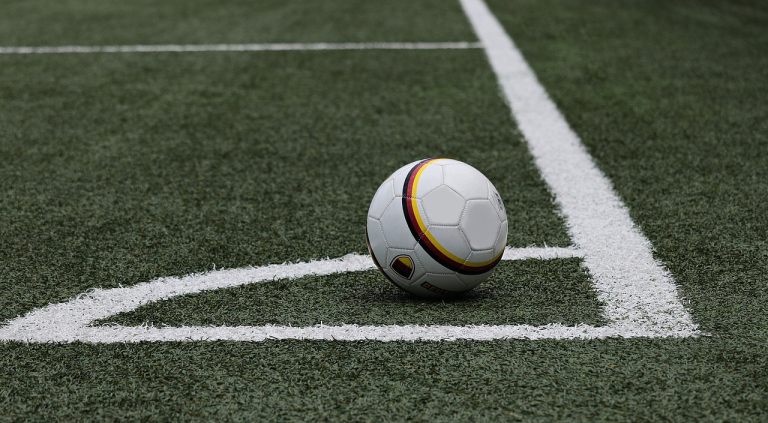 soccer-3471402_1280