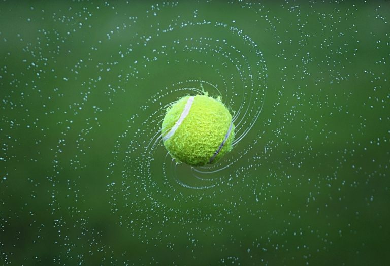 tennis-1381230_1280