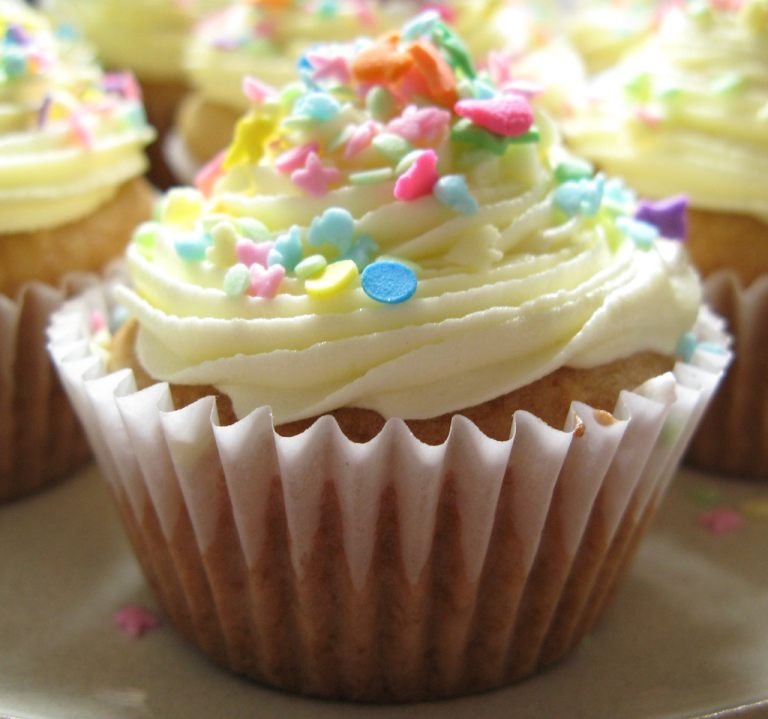 PTA Cake Sale4
